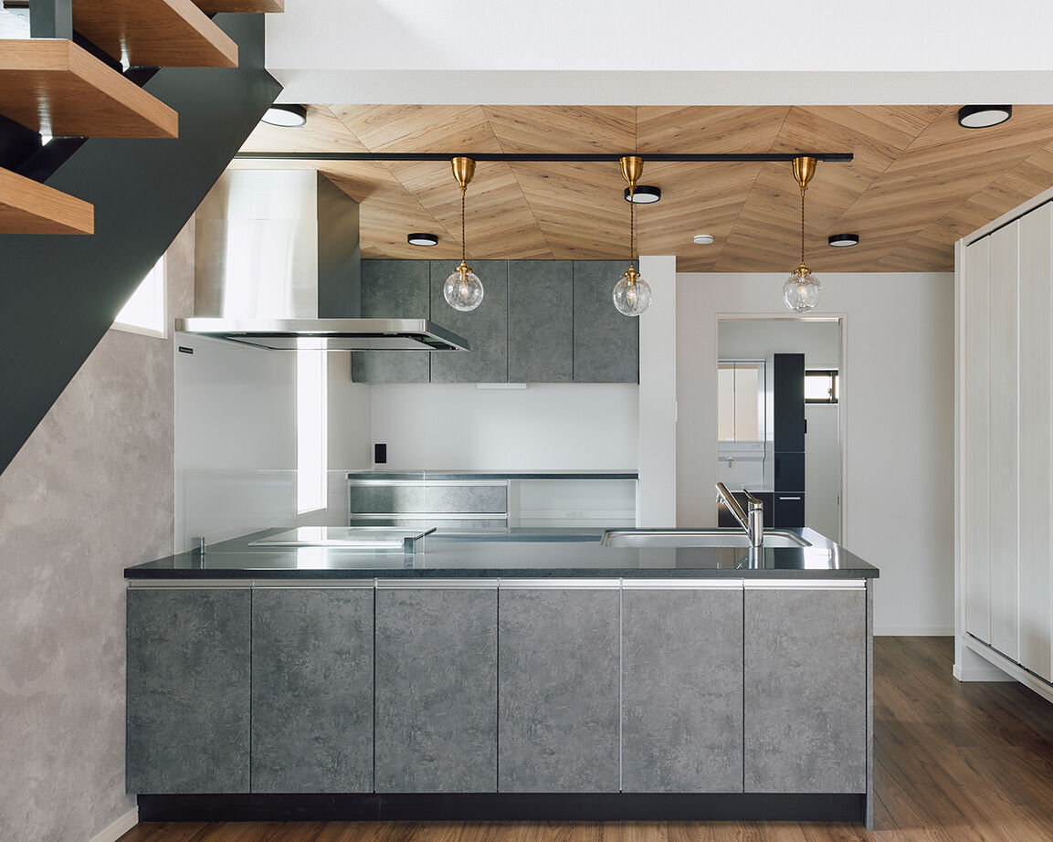 矢島建設工業 【3世帯＋賃貸併用／木造耐火建築】空間をくまなく活かして、それぞれが快適に住う多世帯住宅＜間取り有＞の建築実例画像3