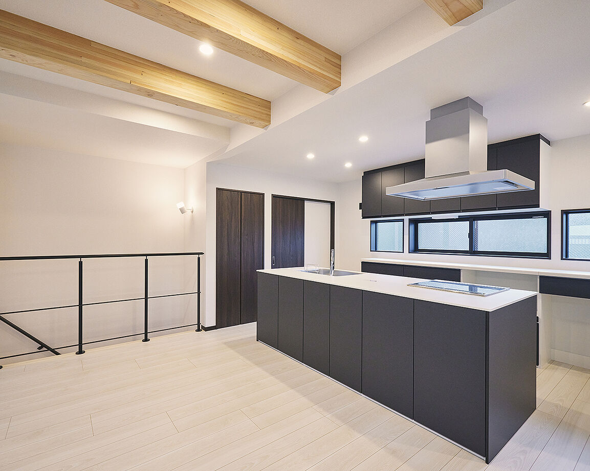 矢島建設工業 【3500～3999万円／事務所併用住宅】柱のない大空間LDKと屋上テラス。仕事と暮らし、どちらも快適にの建築実例画像5