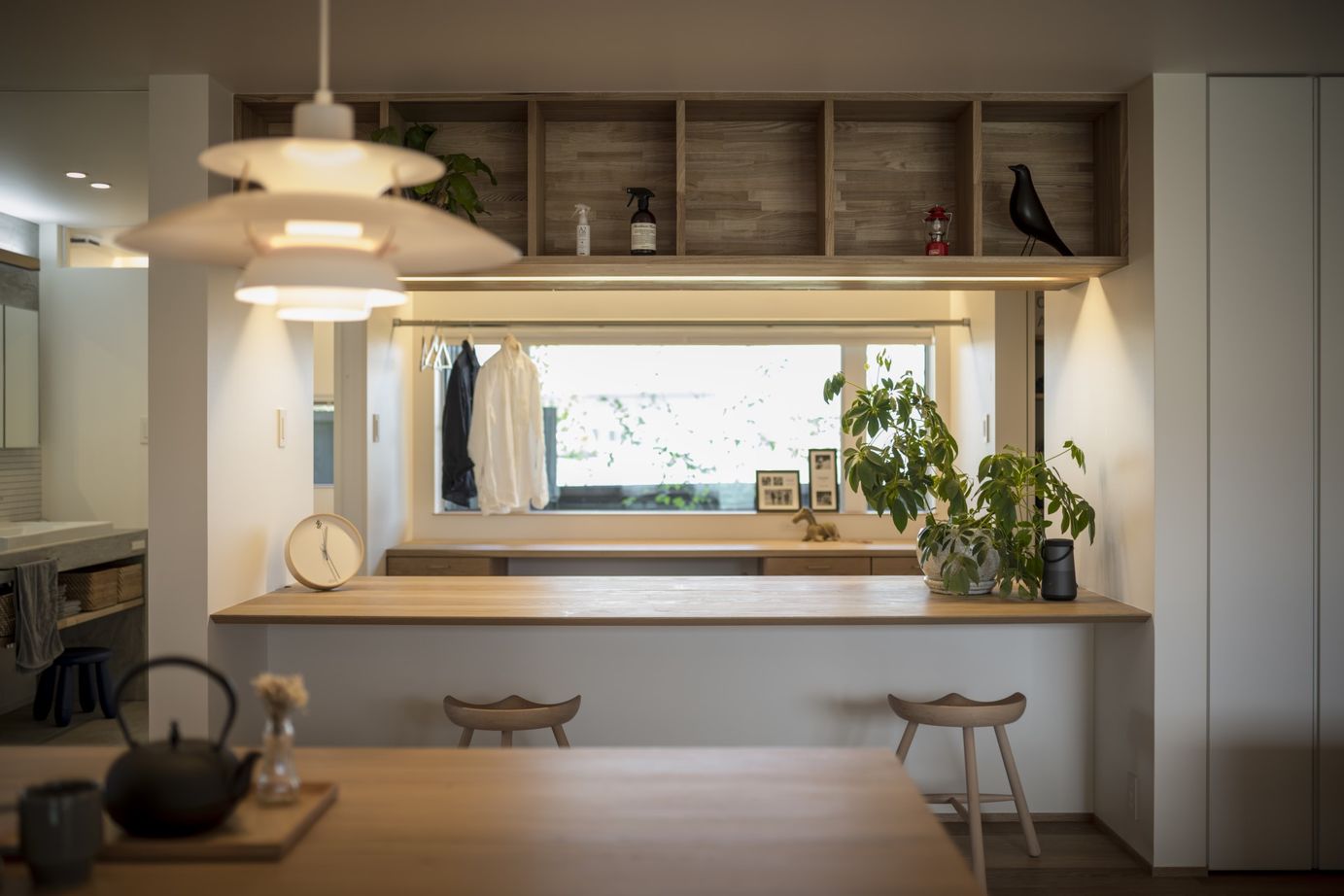 ＱＬＡＳＨＩＳＡ　高草木工務店 【間取り図有｜造作洗面台｜土間リビング｜平屋】移りゆく季節のそばで暮らす平屋の建築実例画像7