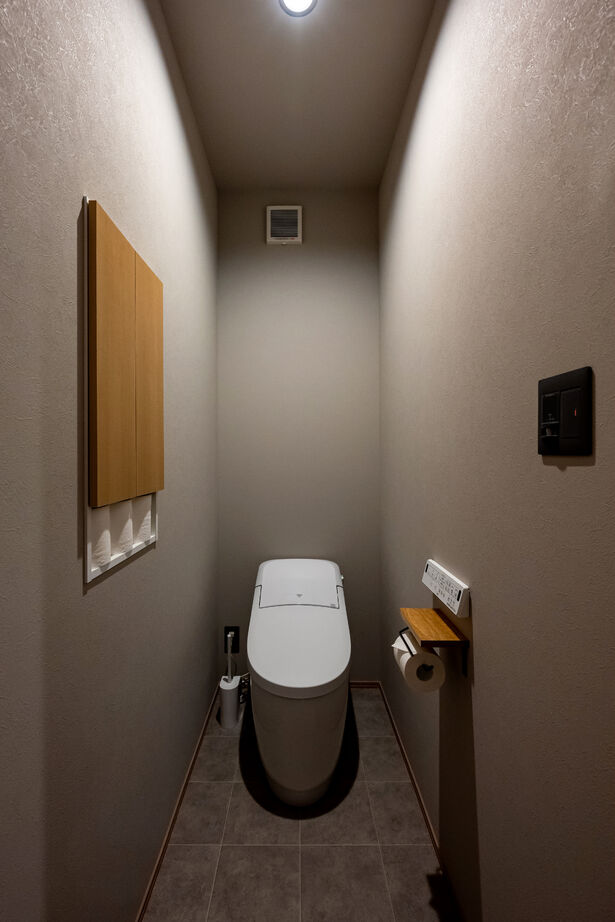 ＱＬＡＳＨＩＳＡ　高草木工務店 【伊勢崎市｜造作洗面台｜平屋】木の温もりとシンプルなデザインが調和する平屋の建築実例画像9