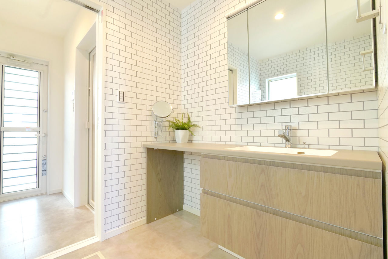 エソラ（アプローズデザイン） 【西宮市／2500～3000万円／間取り図有】光が降り注ぐ吹き抜けと大開口。木のぬくもりに包まれる住まいの建築実例画像6