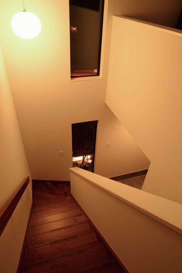 エソラ（アプローズデザイン） 【西宮市／3000～3500万円／間取り図有】2階リビングからの絶景を楽しむ。土地探しから叶えたマイホームの建築実例画像17