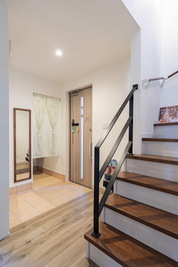 CASA LABO（カーサラボ） by ショーナン・ホーム 【名古屋市｜30坪台｜2000万円台】冬でも昼間はエアコンいらず。「日差しだけで充分。暖かさが続きます」の建築実例画像10