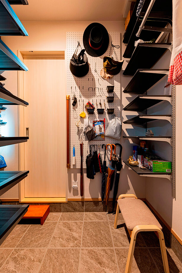 CASA LABO（カーサラボ） by ショーナン・ホーム 【日進市｜焼杉の平屋｜30坪台の間取り】暑さ、寒さを解消！体にやさしくて省エネな【ECOボード】の家の建築実例画像10