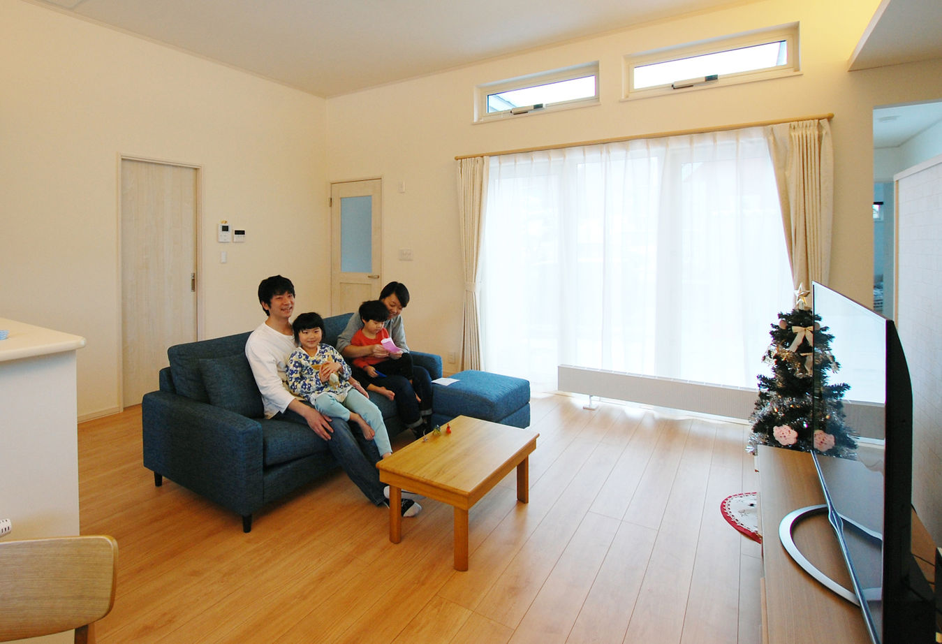 イワクラホーム 【札幌市/4人家族(子ども2人)/4LDK間取図/平屋】子どもものびのび暮らせる開放的な平屋の家の建築実例画像3