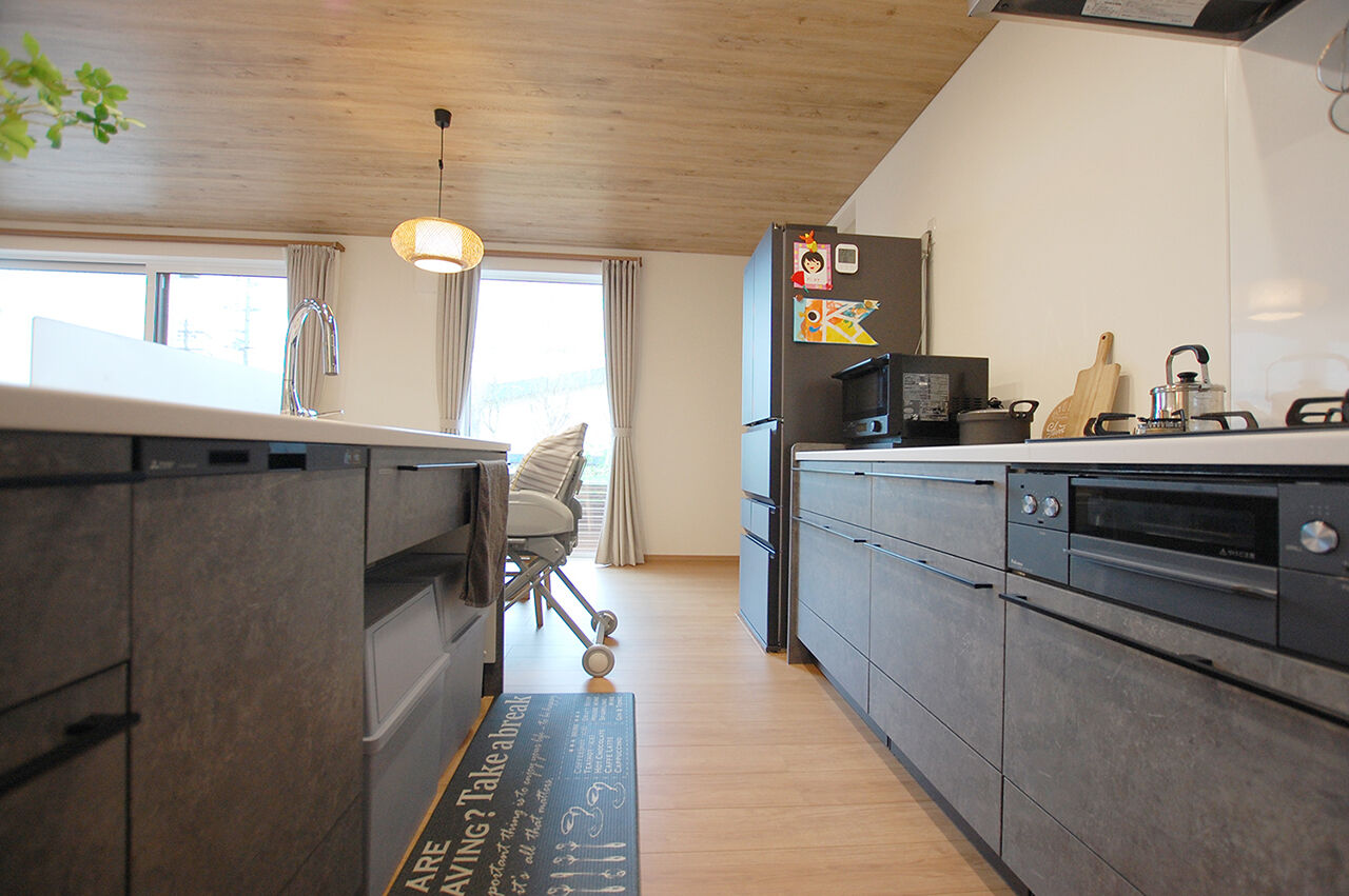 イワクラホーム [室蘭市/3LDK/3人家族]回遊動線×家事ラク設計！忙しい共働き夫婦が選んだ平屋の住まいの建築実例画像7