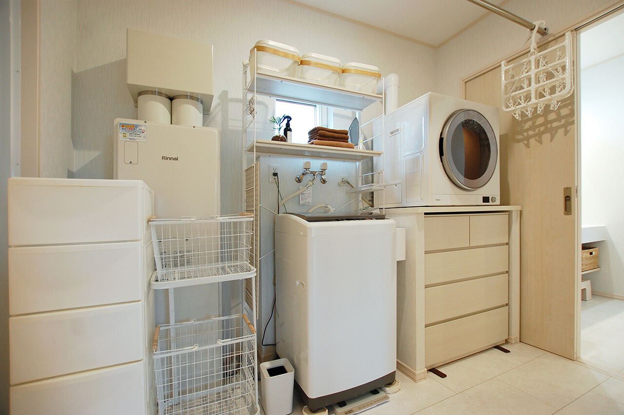 イワクラホーム [室蘭市/3LDK/3人家族]回遊動線×家事ラク設計！忙しい共働き夫婦が選んだ平屋の住まいの建築実例画像8