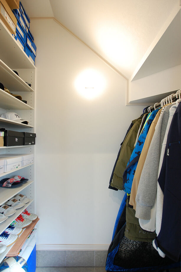 イワクラホーム 【江別市／4人家族】家族みんなが笑顔になる、広々リビングの家の建築実例画像9