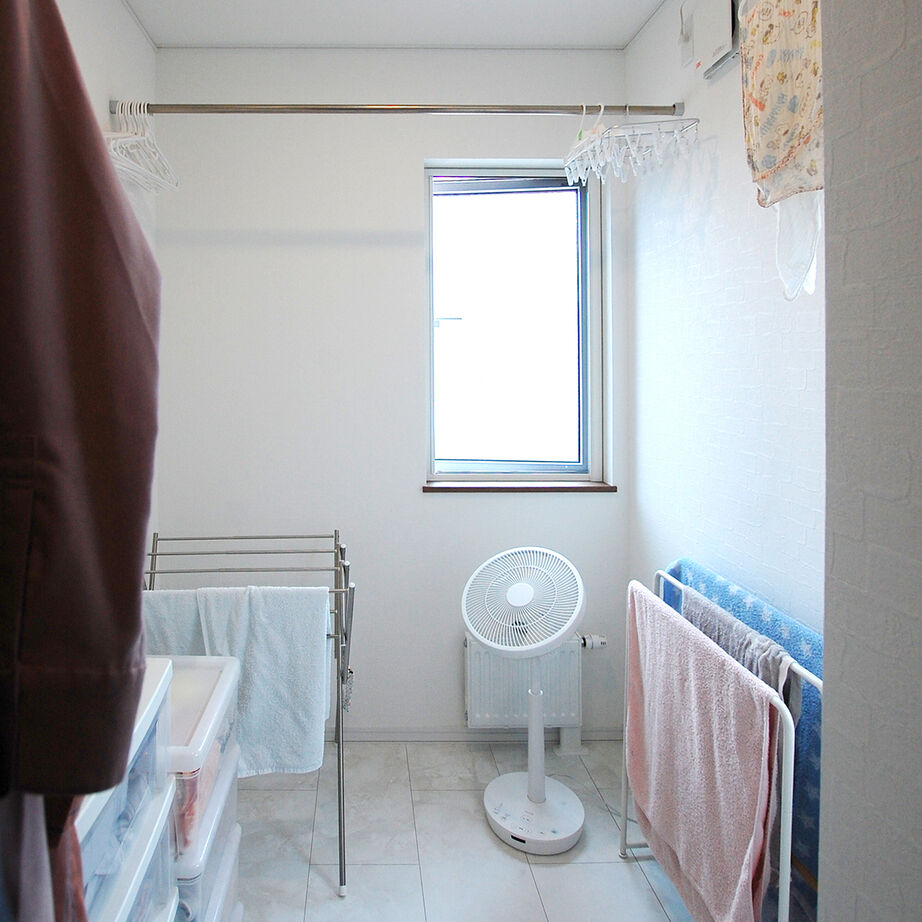 イワクラホーム 【伊達市／4LDK／3人家族】モデルハウスを参考にした「家事ラク」で子育てしやすい住まいの建築実例画像8