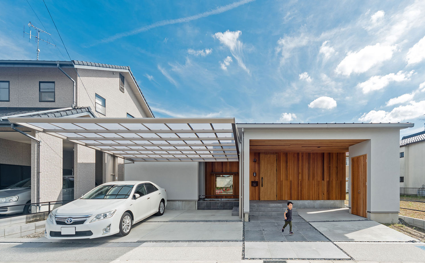 エムズアソシエイツ 【3000万円台/平屋/間取り図】庭を囲むコの字型平屋。高気密高断熱＋床下エアコン＋木製サッシの省エネ住宅の建築実例画像3