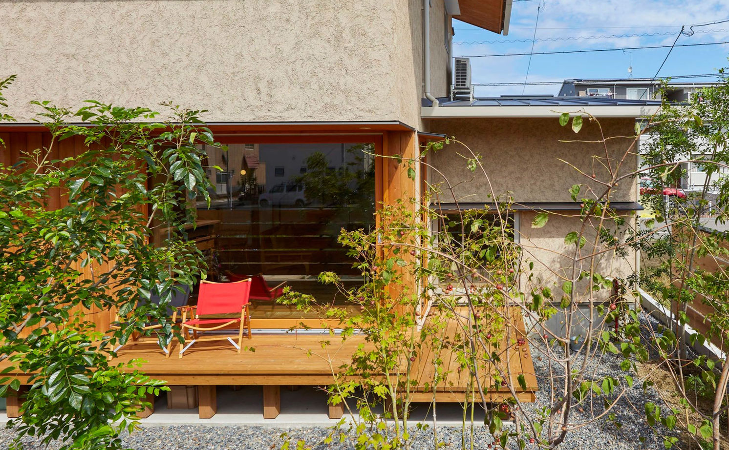 エムズアソシエイツ  【31.5坪/間取り図】高気密高断熱の快適性＋木製サッシ＋自然素材＋造作家具、外と繋がる開放感あふれる家 の建築実例画像2