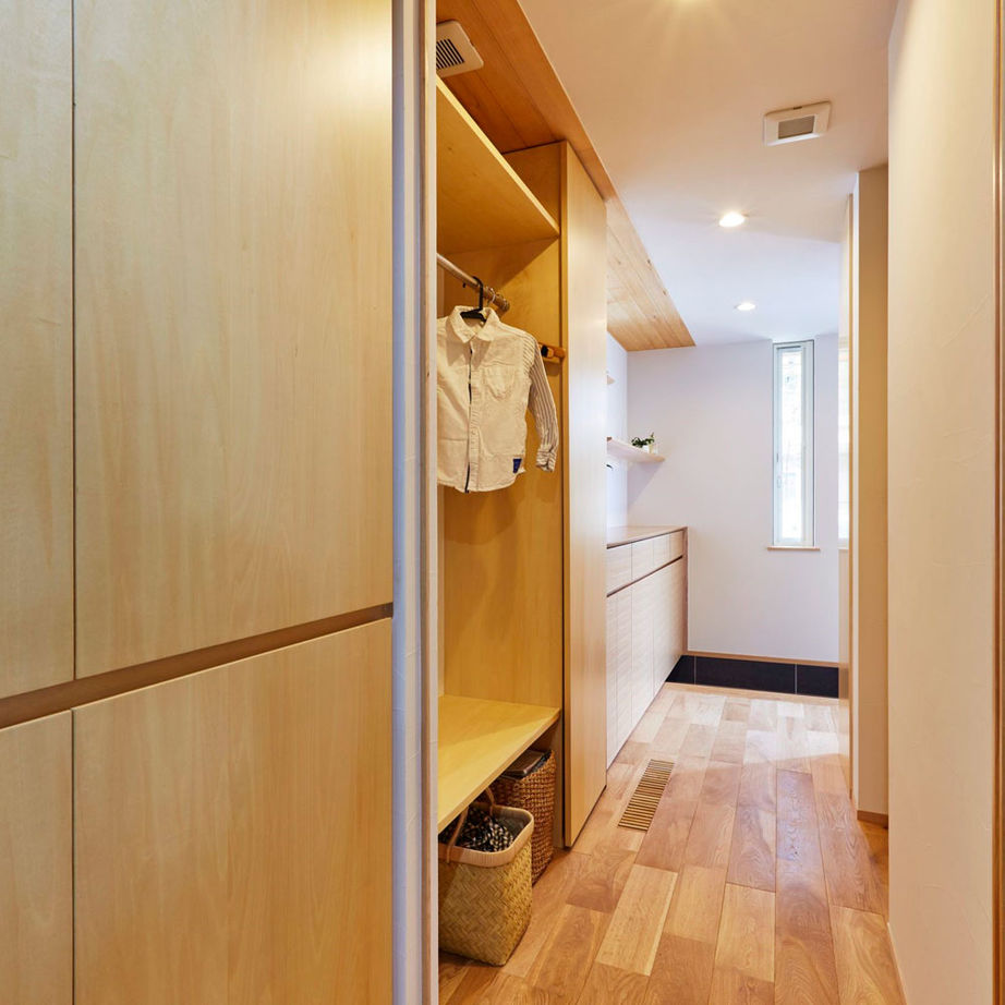 エムズアソシエイツ  【31.5坪/間取り図】高気密高断熱の快適性＋木製サッシ＋自然素材＋造作家具、外と繋がる開放感あふれる家 の建築実例画像10