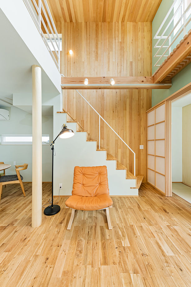 エムズアソシエイツ 【50坪台/ビルトインガレージ×高気密高断熱×自然素材】中庭をロの字で囲んだガレージ付き二世帯住宅の建築実例画像8