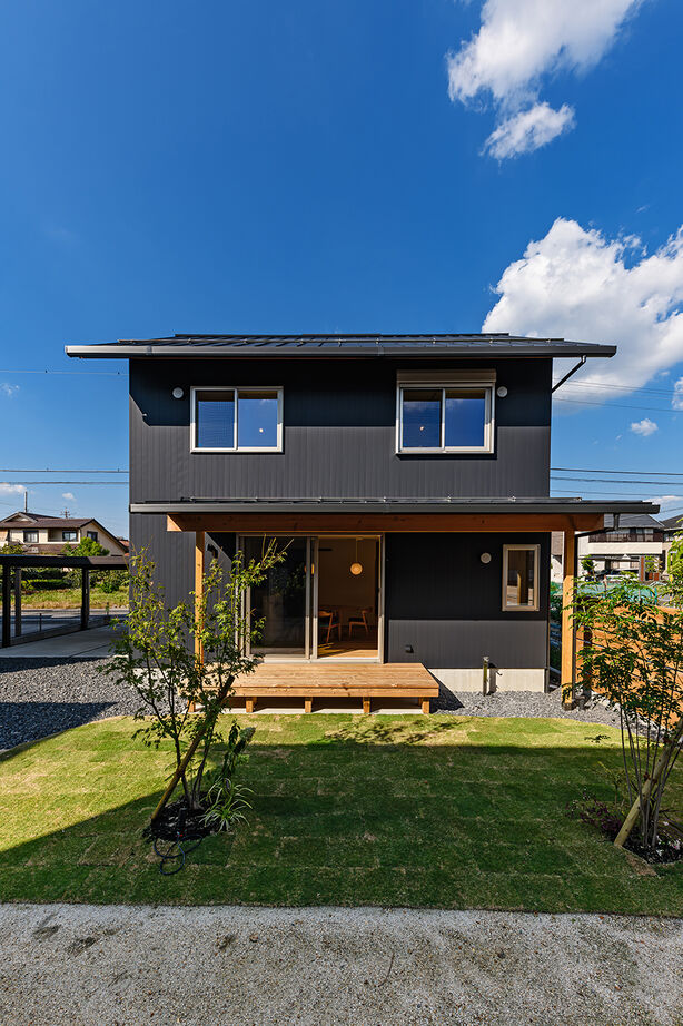 エムズアソシエイツ 【岐阜市/高気密高断熱/自然素材】小上がりの和室や階段下ヌック、小屋裏ロフトなど、空間を賢く利用した家の建築実例画像1