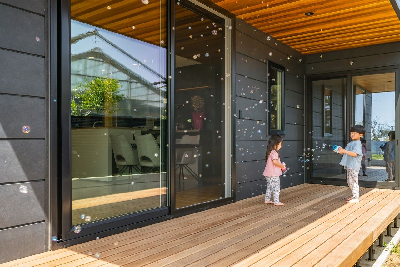 ROOTS 【越谷市/平屋/30坪/2000万円台/間取り図】家族が顔を合わせやすく、家じゅうを回遊できる便利な動線の家の建築実例画像3