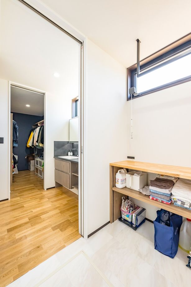 ROOTS 【越谷市/平屋/30坪/2000万円台/間取り図】家族が顔を合わせやすく、家じゅうを回遊できる便利な動線の家の建築実例画像8