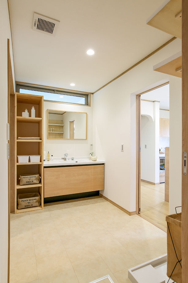 ビビットホーム 【岐阜県/2000万円台/50坪台】お洒落なアイデア収納でスッキリ♪吹抜けの開放感とナチュラルカラーに和む家の建築実例画像6