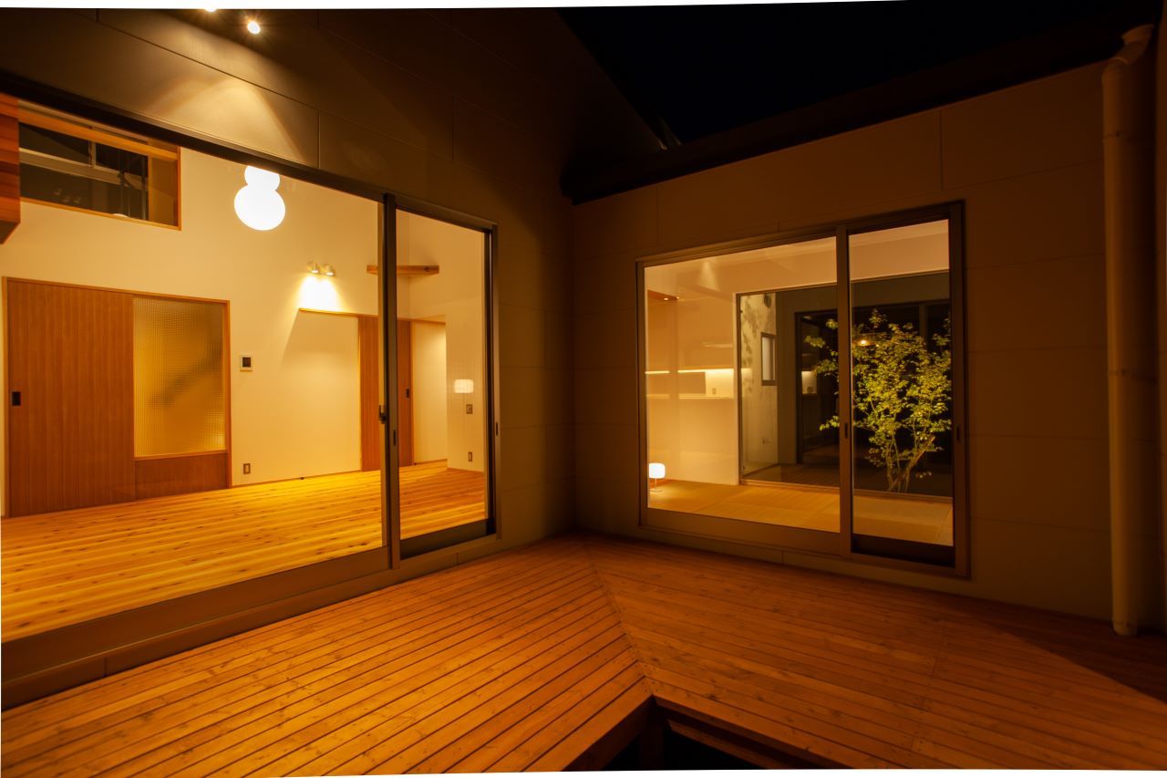 松下工務店 【淡路市｜2000万円台｜建築士の間取り】平屋風の２棟がつながる店舗付き住宅の建築実例画像7