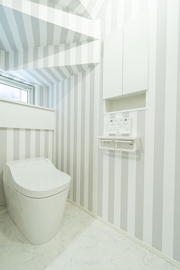 高松工業 【1000万円台/27.5坪】限られた広さでも部屋数はしっかり確保し4LDKに。収納充実、ステキな白いキッチン！の建築実例画像5