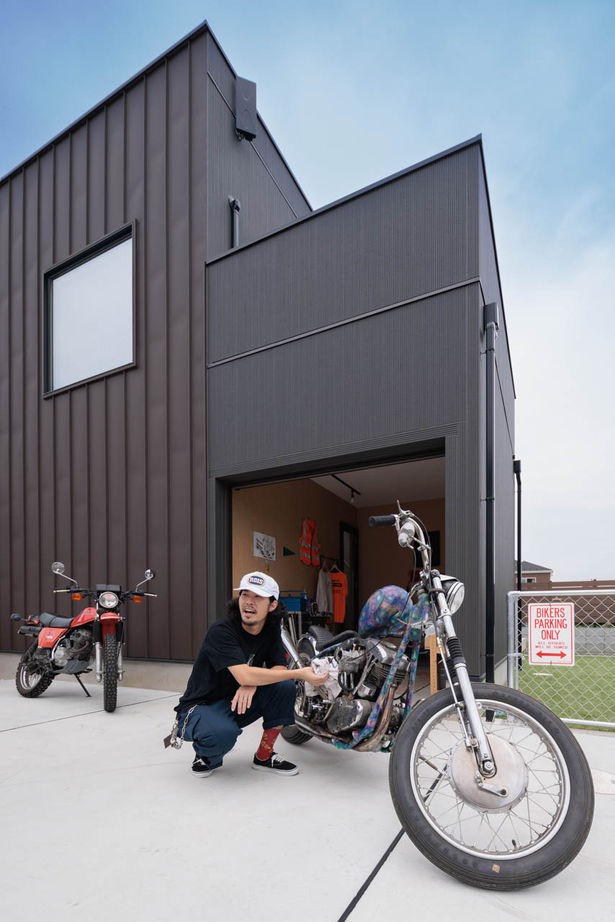 studio＊mag（スタジオマグ） 【1000万円台/32坪/間取り図/インナーガレージ】ワクワクが満載のバイクガレージを遊び尽くす！の建築実例画像2