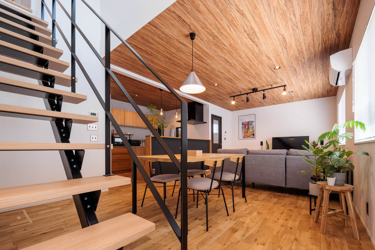 studio＊mag（スタジオマグ） 【1000万円台/30坪/間取り図/シンプル＆キューブ】人気のプロダクトをアレンジして大人スタイルで暮らすの建築実例画像4