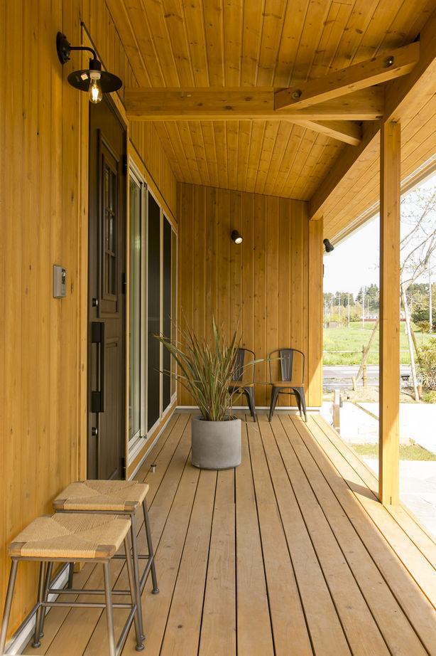 studio＊mag（スタジオマグ） 【1000万円台/26坪/平屋】ウッドデッキの開放感とガレージライフを満喫！365日人生を楽しむ無垢の家の建築実例画像5