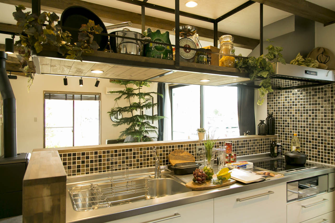 studio＊mag（スタジオマグ） 【1000万円台/28坪/平屋プラスα】吹き抜けとウッドデッキの開放感！自然を感じ暮らすロフト付き半平屋の家の建築実例画像6