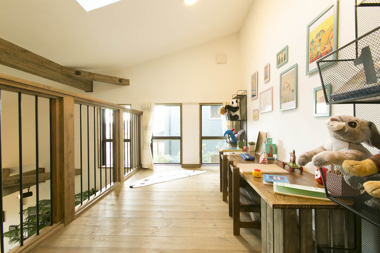 studio＊mag（スタジオマグ） 【1000万円台/28坪/平屋プラスα】吹き抜けとウッドデッキの開放感！自然を感じ暮らすロフト付き半平屋の家の建築実例画像7