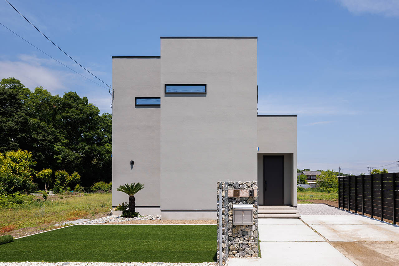 studio＊mag（スタジオマグ） 【1000万円台/31坪/間取り図/吹き抜け】シンプルなのに個性的！自分流のカッコいい家を自由設計＆予算内での建築実例画像1