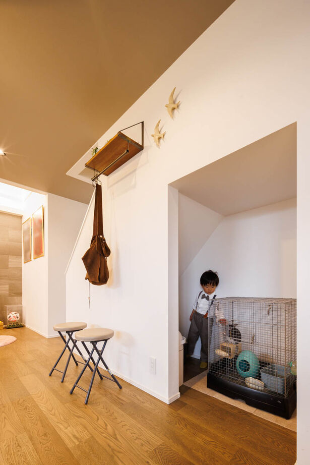 studio＊mag（スタジオマグ） 【1000万円台/31坪/間取り図/吹き抜け】シンプルなのに個性的！自分流のカッコいい家を自由設計＆予算内での建築実例画像8