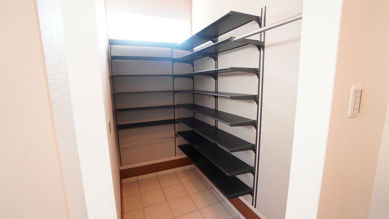 オリエントホーム モダンな外観に木目調のコーディネートが心地よさを生み出す、家族時間が自然と増える家の建築実例画像7