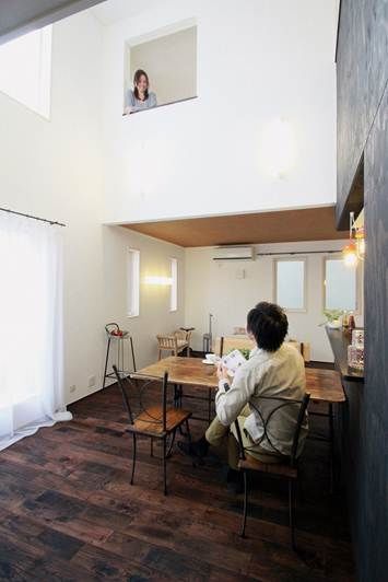 ハスカーサ　ポラスグループ 【42坪/ビルトインガレージ/収納/採光】仕事場と居住空間を完全分離。ライフスタイルに合わせた3階建て住宅の建築実例画像7