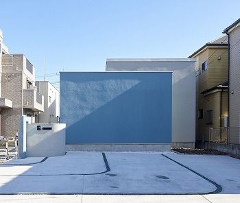 ハスカーサ　ポラスグループ 【20坪台/平屋】家具を邪魔しないシンプルさとコンセプトがある外観。中庭と一体化する明るいLDKの家の建築実例画像2