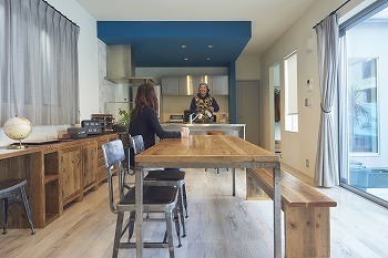 ハスカーサ　ポラスグループ 【20坪台/平屋】家具を邪魔しないシンプルさとコンセプトがある外観。中庭と一体化する明るいLDKの家の建築実例画像6