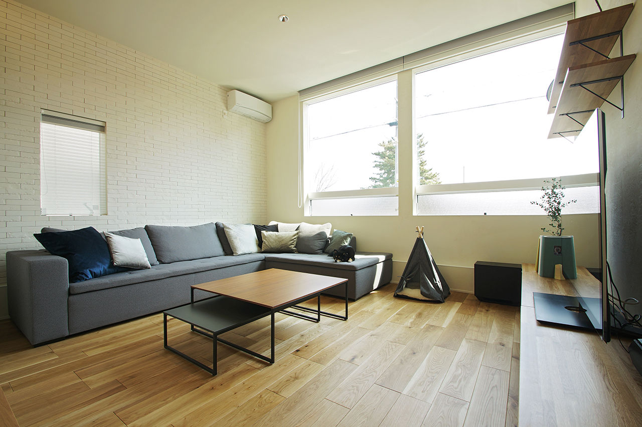 ハスカーサ　ポラスグループ 【30坪台/片流れ屋根/中庭/回遊動線/ダウンフロアリビング】場所ごとに変化する空間を楽しむ寛ぎと癒しの家の建築実例画像5