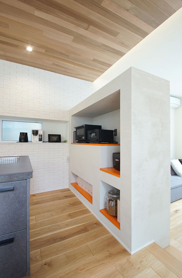 ハスカーサ　ポラスグループ 【30坪台/片流れ屋根/中庭/回遊動線/ダウンフロアリビング】場所ごとに変化する空間を楽しむ寛ぎと癒しの家の建築実例画像7