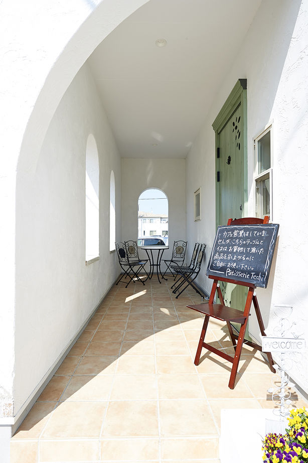 ハスカーサ　ポラスグループ 【千葉県/40坪台/店舗併用/完全分離型】親しみやすさを大切に。1階は店舗、2階を住居にしたメリハリある家の建築実例画像4