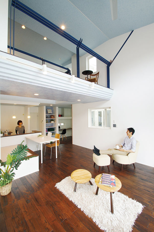 ハスカーサ　ポラスグループ 【50坪台/完全分離型二世帯/3階建て/中庭】スタイリッシュな外観とワクワクできる大胆アイデア満載な家の建築実例画像2