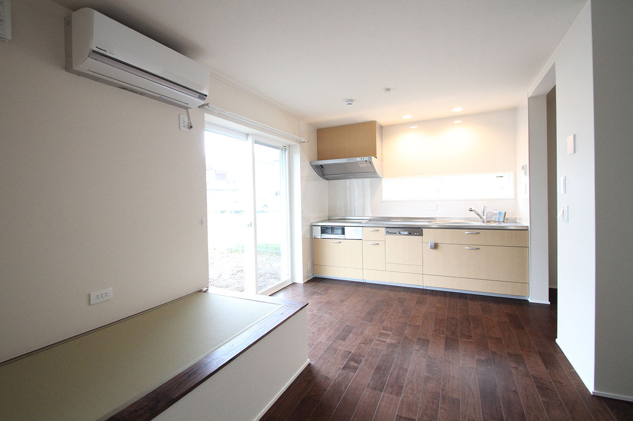 ハスカーサ　ポラスグループ 【50坪台/完全分離型二世帯/3階建て/中庭】スタイリッシュな外観とワクワクできる大胆アイデア満載な家の建築実例画像8