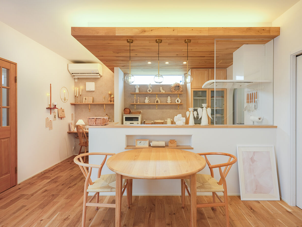 ハスカーサ　ポラスグループ 【4000万円台/30坪台/職住一体/間取り図あり】理想と向き合い丁寧に実現。洗練さとぬくもりに包まれた家の建築実例画像5