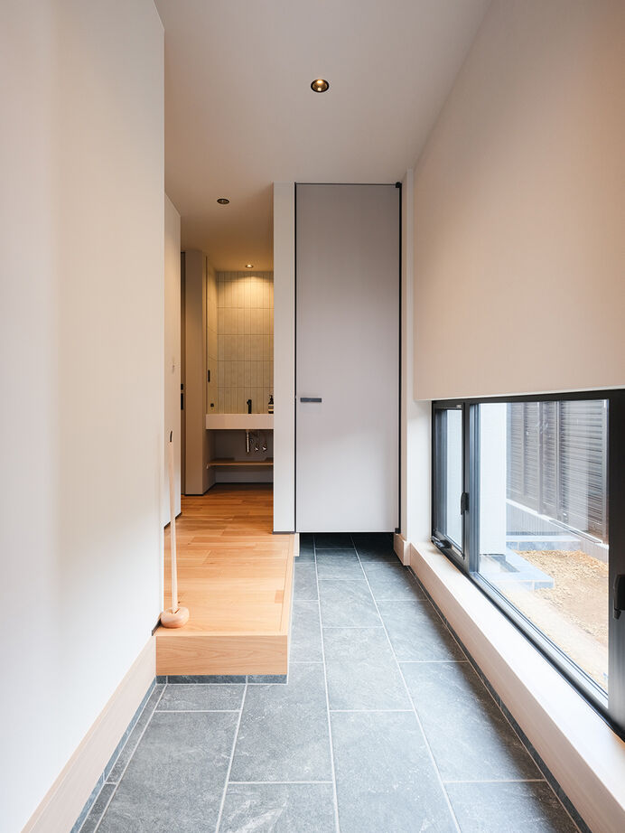 ハスカーサ　ポラスグループ 【4000万円台/40坪台/中庭】直線が織りなす、端正な美しさ。ゲストとくつろぐミニマルな家の建築実例画像9