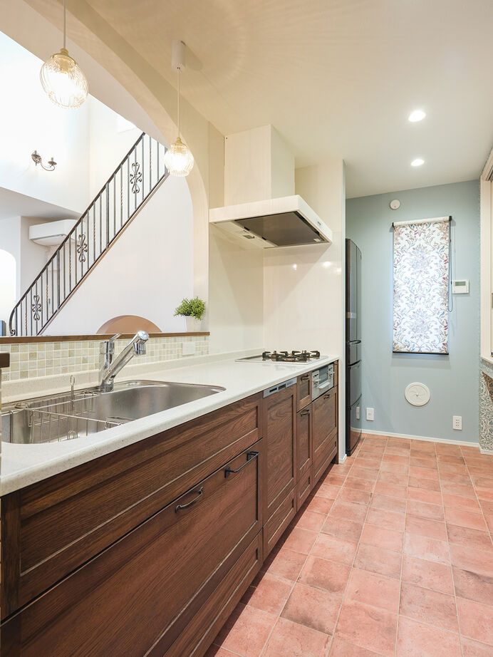 ハスカーサ　ポラスグループ 【3000万円台/40坪台/吹抜け/間取り図あり】大好きな作家の世界観をカタチに。子育てにも優しい理想の家の建築実例画像4