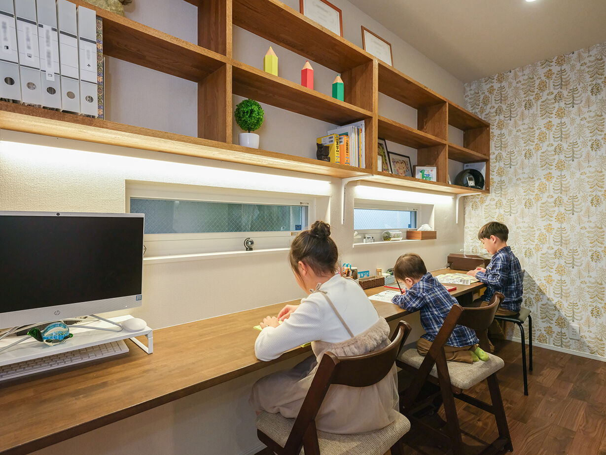 ハスカーサ　ポラスグループ 【3000万円台/40坪台/吹抜け/間取り図あり】大好きな作家の世界観をカタチに。子育てにも優しい理想の家の建築実例画像6