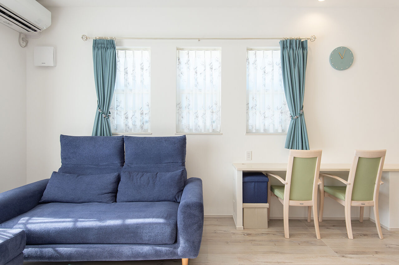 ハスカーサ　ポラスグループ 【2000万円台/30坪台/間取り図あり】憧れの北欧スタイルへ。デザインと高性能を両立した、三角屋根の家の建築実例画像3