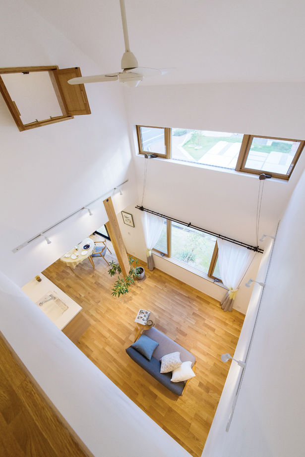 花みずき工房 【静岡｜北欧風｜吹抜け｜2400万円｜間取図あり】光と風がたっぷり注ぐ、"甘すぎない"北欧テイストの住まいの建築実例画像4