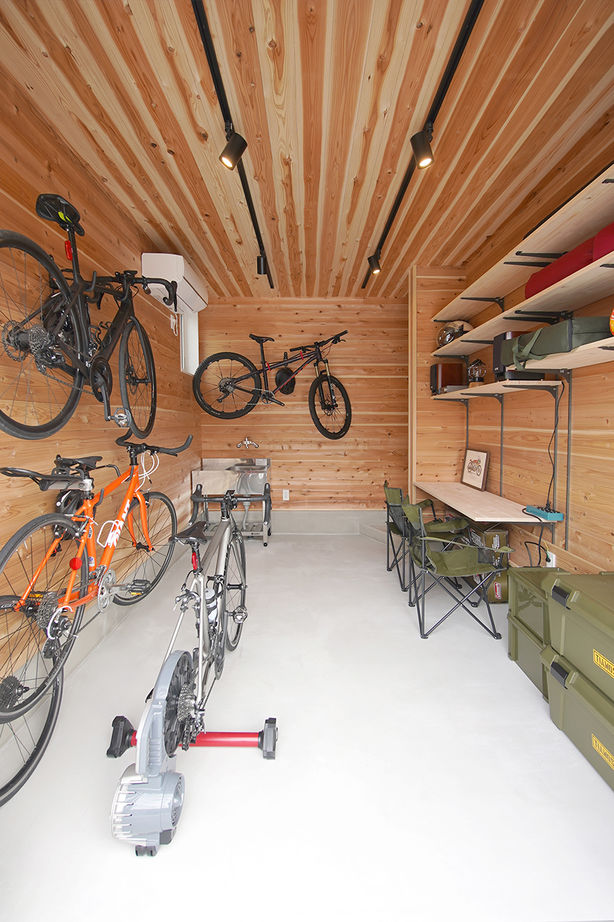 花みずき工房 【静岡｜ガレージハウス｜2000万円台】自慢のロードバイクガレージで趣味満喫！プロヴァンステイストの家の建築実例画像3