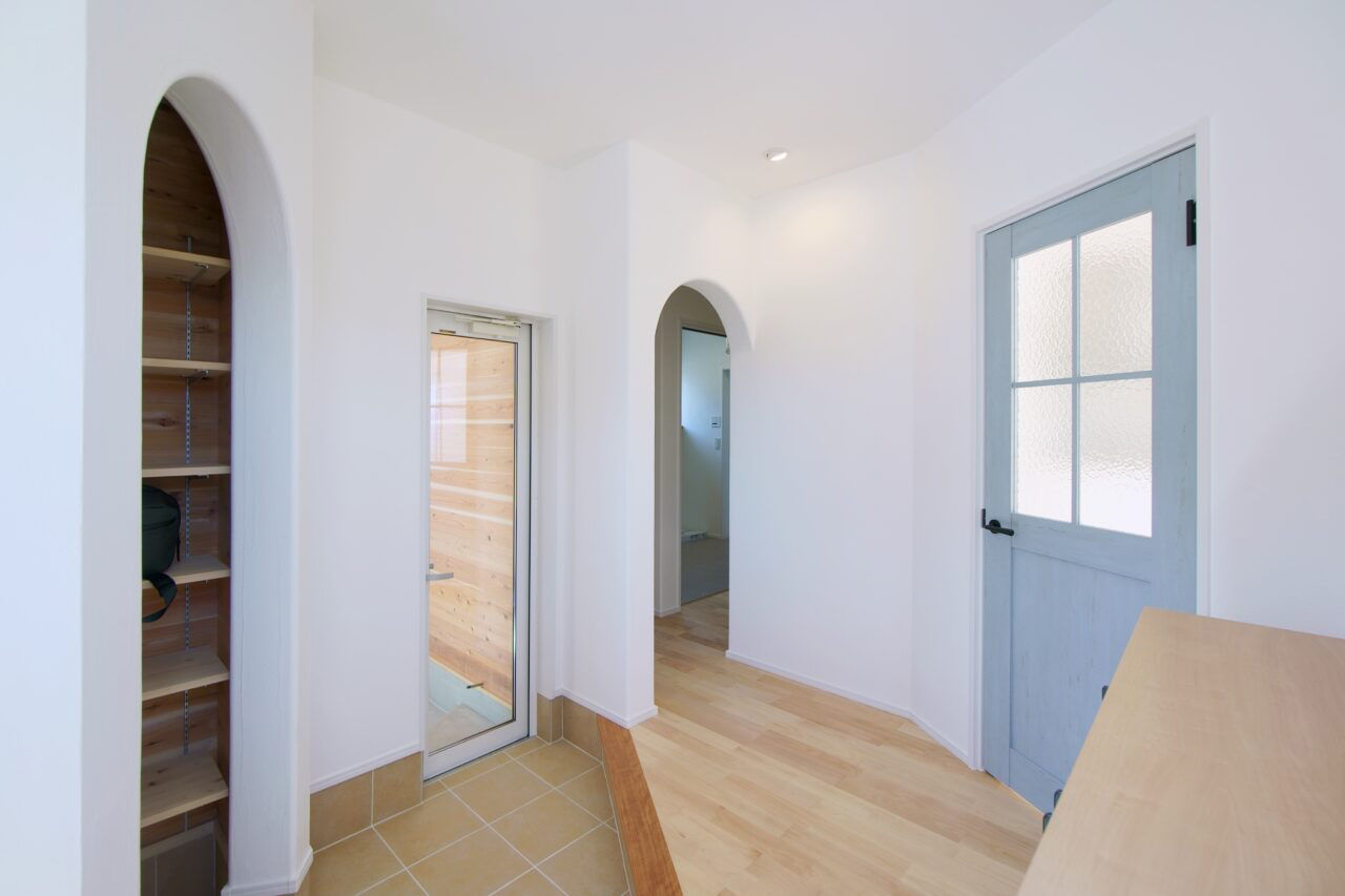 花みずき工房 【静岡｜ガレージハウス｜2000万円台】自慢のロードバイクガレージで趣味満喫！プロヴァンステイストの家の建築実例画像5