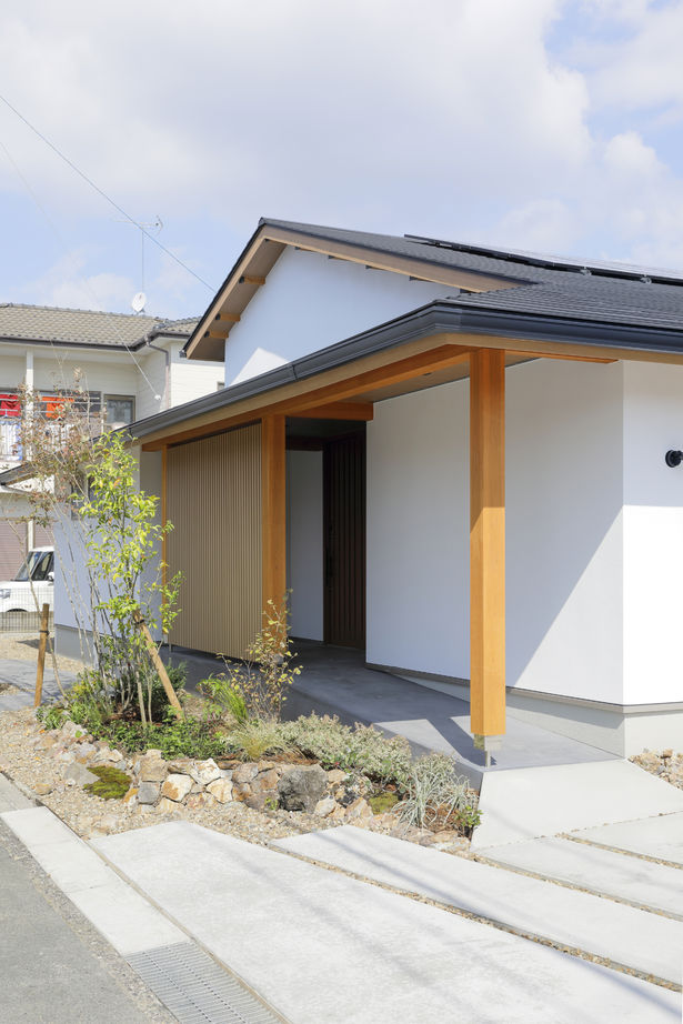 花みずき工房 【静岡｜平屋｜2000万円台｜間取図あり】幼い頃に暮した「庭のある日本家屋」をイメージした和モダンの平屋の建築実例画像10