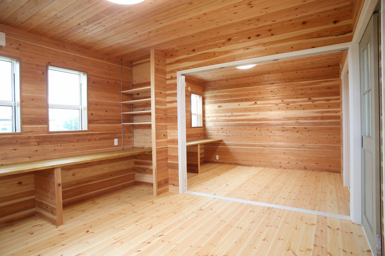 花みずき工房 【静岡｜二世帯｜南欧風｜3000万円台｜間取図あり】自然素材の経年美も楽しみ。三世代全員が快適な木の家の建築実例画像8