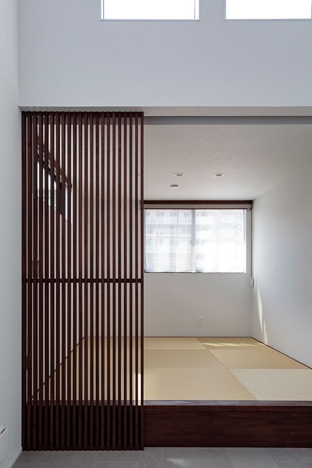 丸山建設（Ｅ‐ＨＯＭＥ一級建築士事務所） 【愛知県/2000万円台/おしゃれなシンプルモダン/間取図有】天井高5ｍの吹抜け&2階リビングは最高です！の建築実例画像6